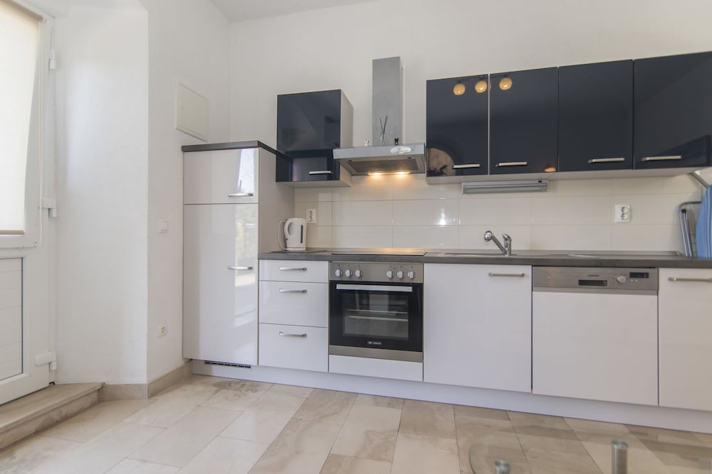 Apartments Luce i Jure view 5