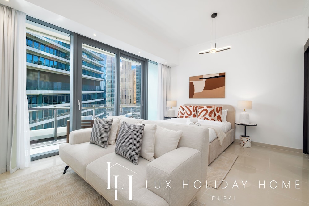 LUX The Silverene Marina View Studio 2