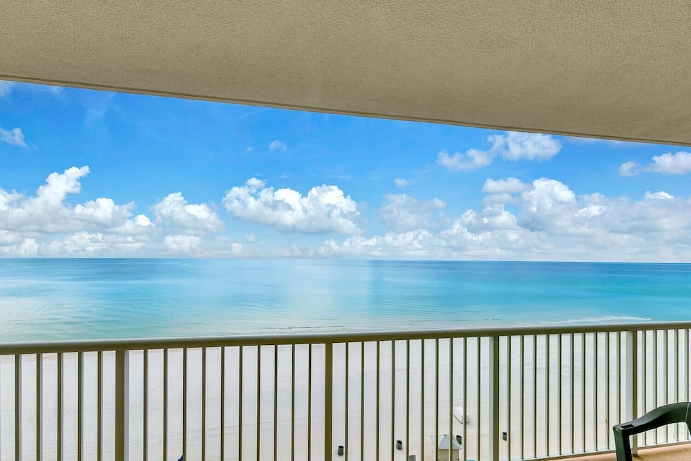 Majestic Beach Towers 2-801