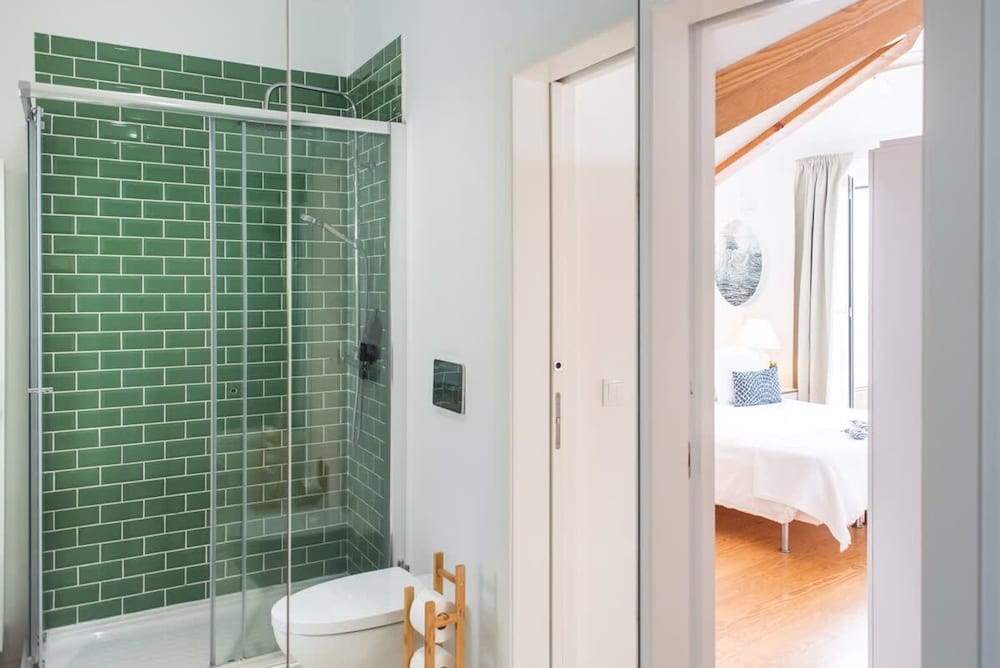 Luxury Building With Rooftop in Central Ericeira