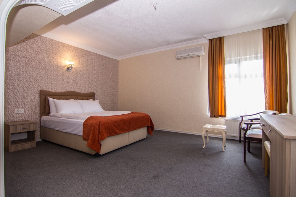 An Grand Otel - Image 19