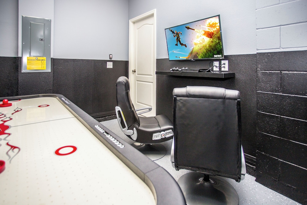 Cozy Family Friendly 4Bd Close to Disney 5149 - Image 2