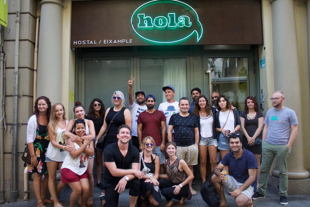 Hola Hostal Eixample - Hostel