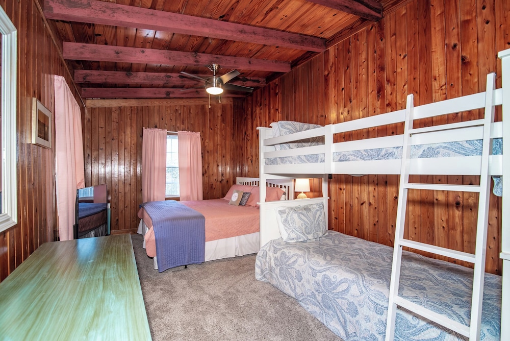 Lachicotte Vacation Rentals