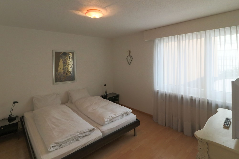 Apartments Cresta