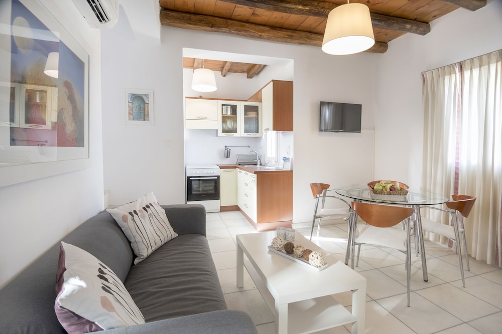 Naxian Resort
