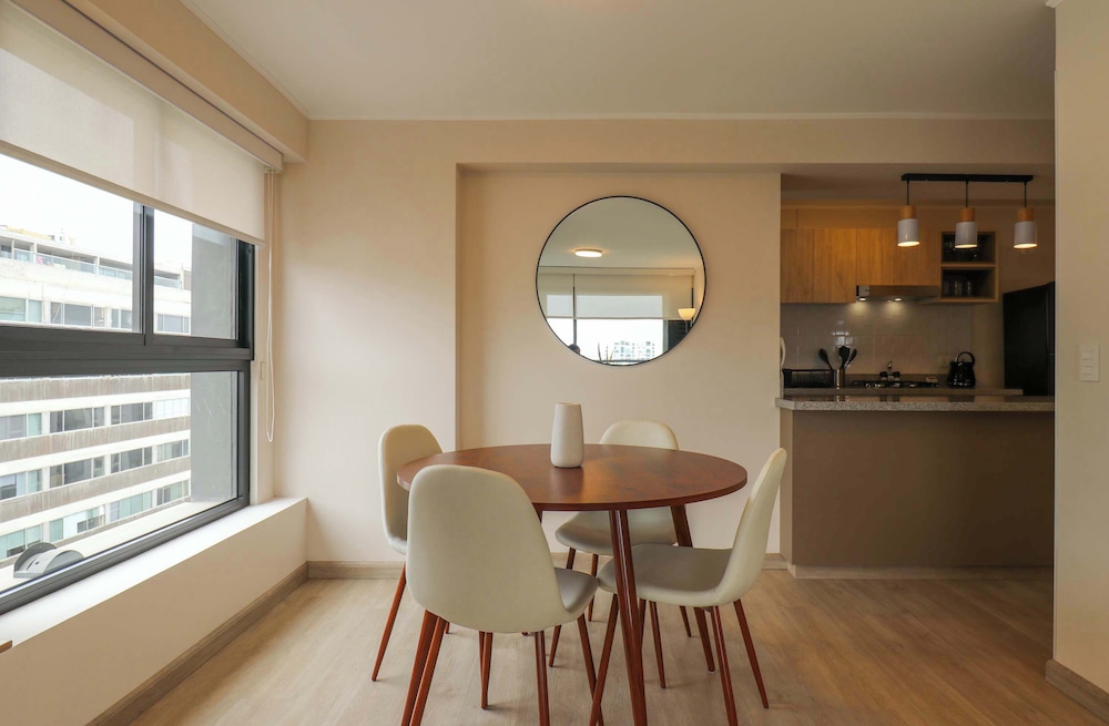 w Dazzling 2BR w Balcony in Miraflores
