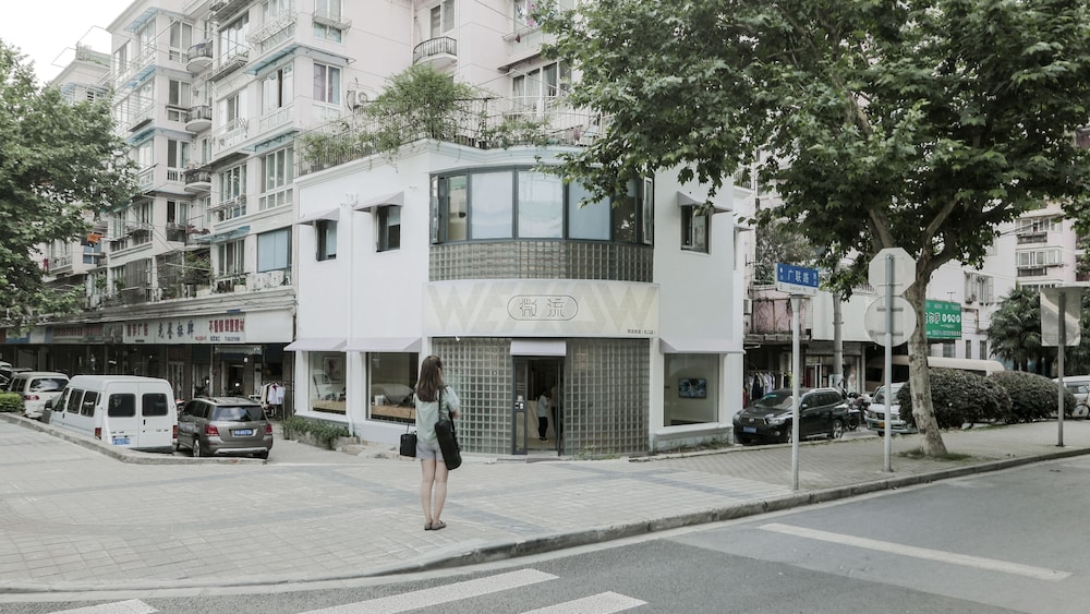 Weflow Hostel