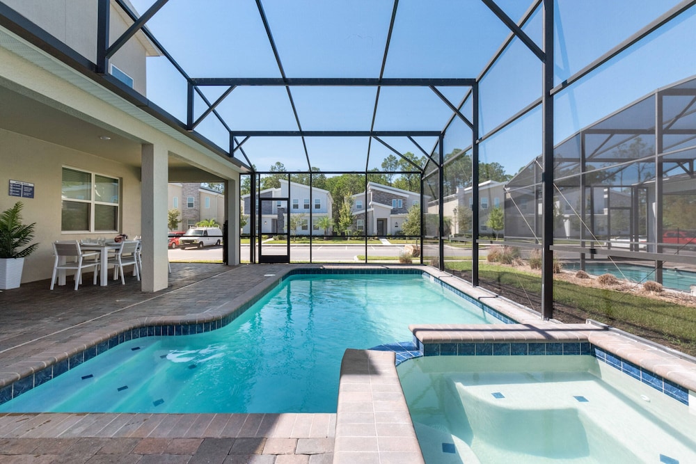 Gorgeous 9bedroom Home Private Pool Game Theater