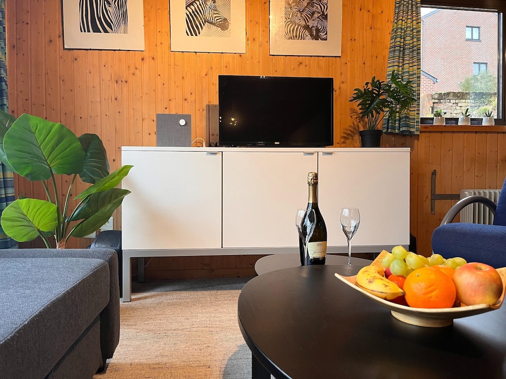 Charming Stay by the Meuse