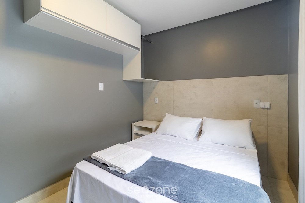 Apts Near the Beach w/ Full Amenities - RNC