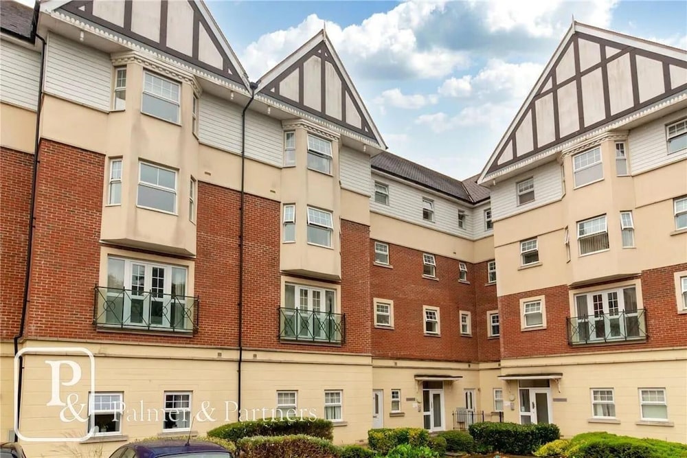 2 Bed-colchester Apartment-freep- Tv-wifi
