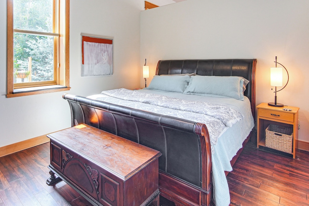 Divine Salida Stay: Walkable Location Near Dtwn!