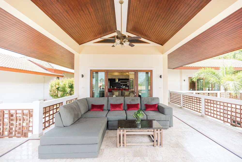 Cliff Haven Villa Krabi