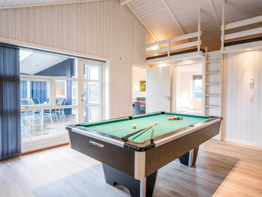 8 Person Holiday Home in Blavand