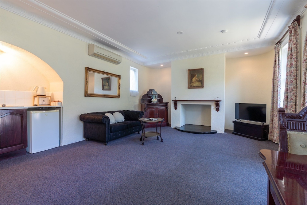 Coolangatta Estate