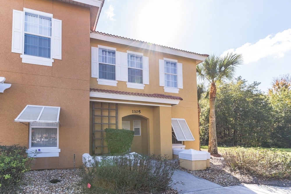 Newly Renovated Contemporary Home Near Disney! 3 Bedroom Home by Redawning - Image 5