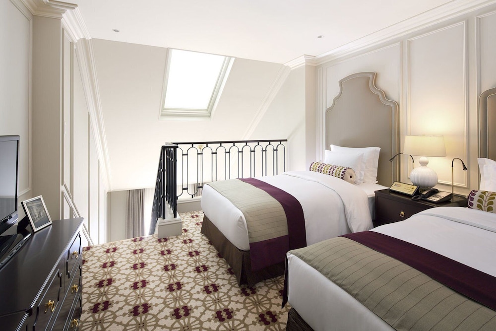 The Tokyo Station Hotel 54