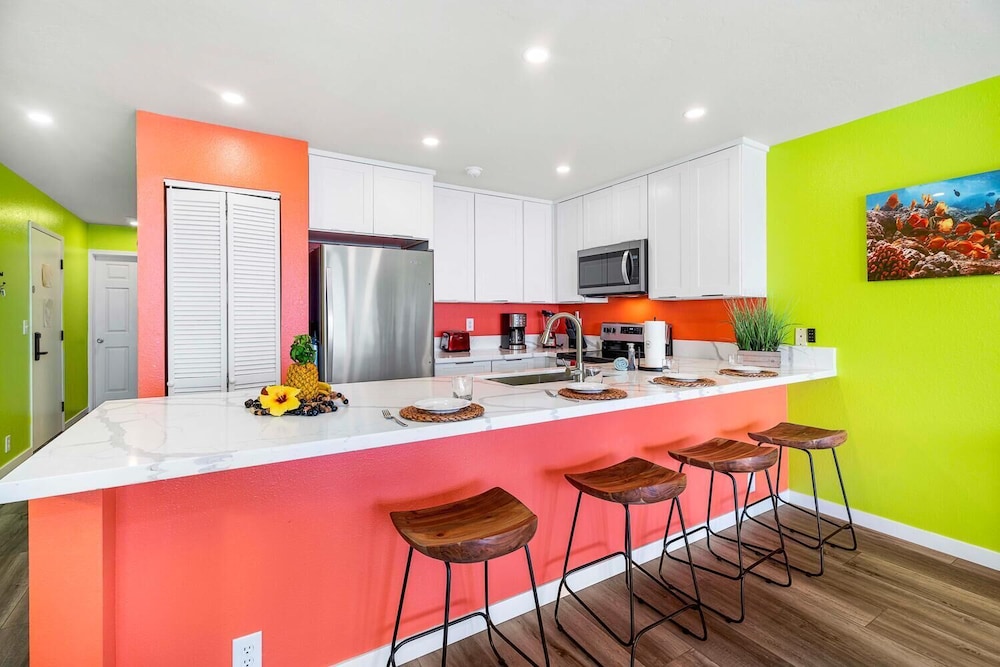 Concierge Included - Ground Floor With Ocean Views - Vrkcv