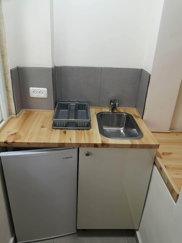 Allenby 2 Bed & Breakfast