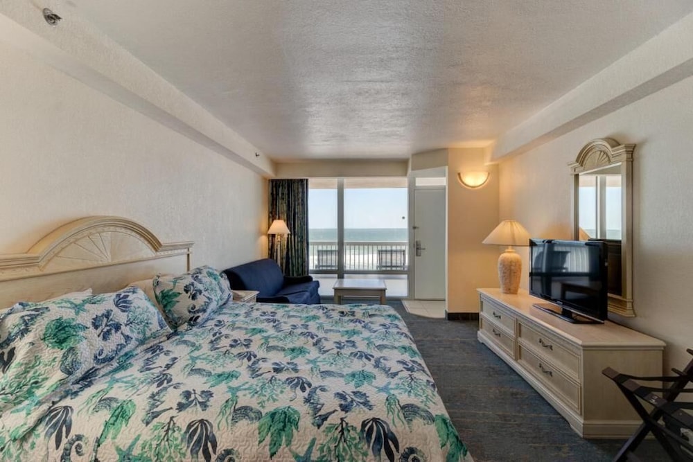 Azure Tides Oceanfront