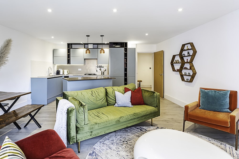 Duplex Two-bed Apartment Near Tower Bridge