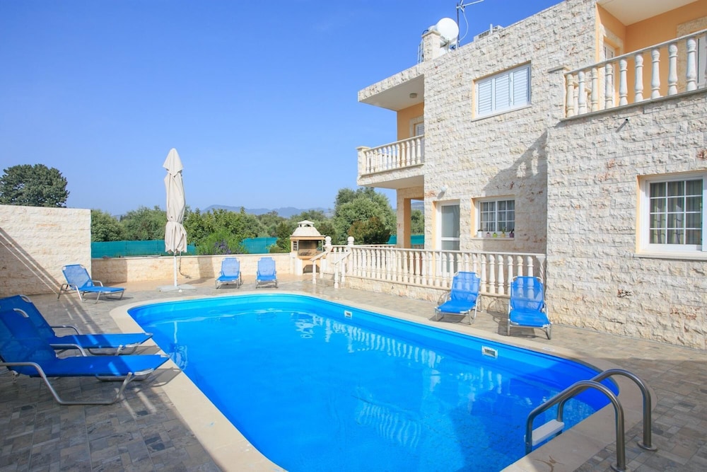 Villa Prodromi Large Private Pool A C Wifi - 1977 view 3