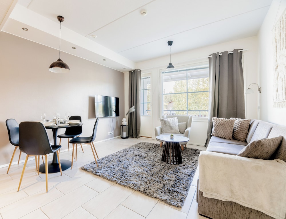 Cozy 1BR Apt with Sauna at Levi Centre