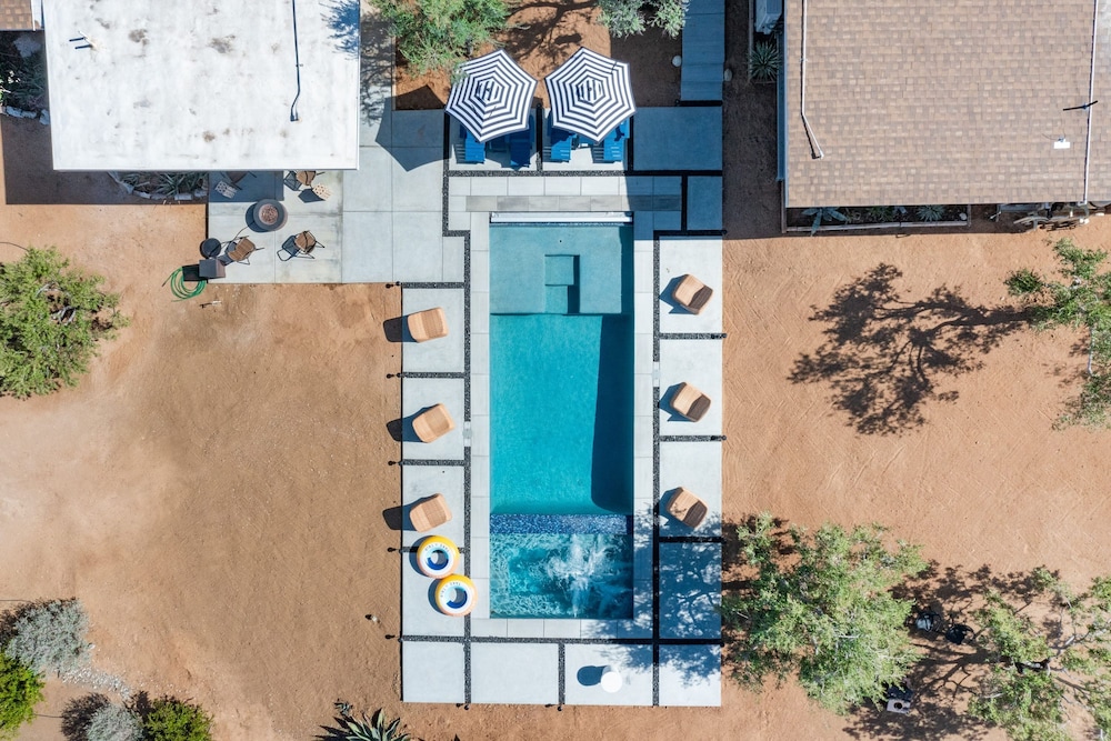 Sunset Grove by Avantstay New Pool Desert Views