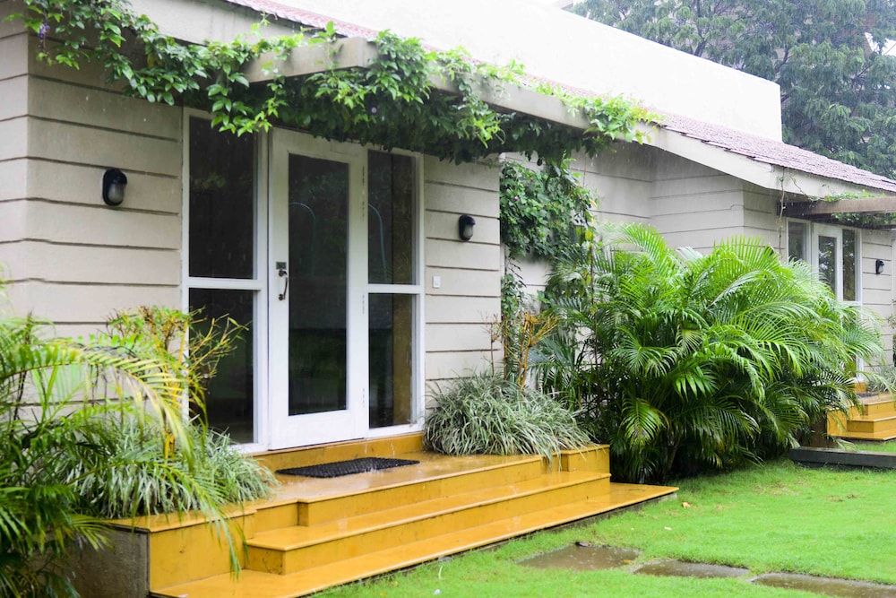 Manas Resort with Petting Zoo