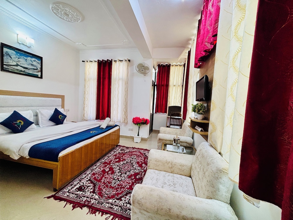 kumar residency Mcleodganj
