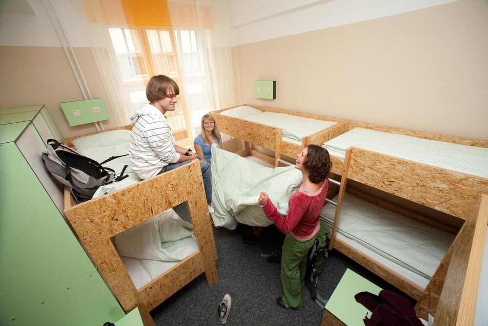 Pathpoint Cologne Backpacker Hostel view 4