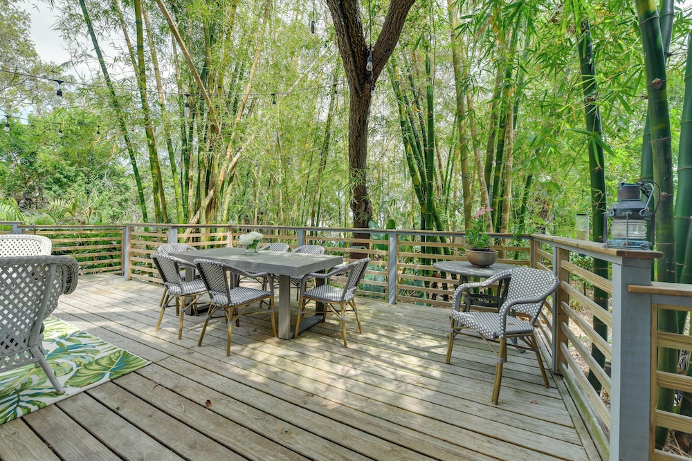 Private Beach + Outdoor Oasis: Home in St Pete!