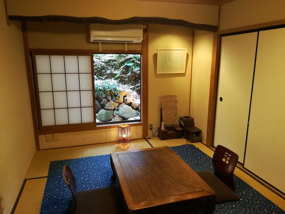 Japanese Inn Yoshimizu view 2