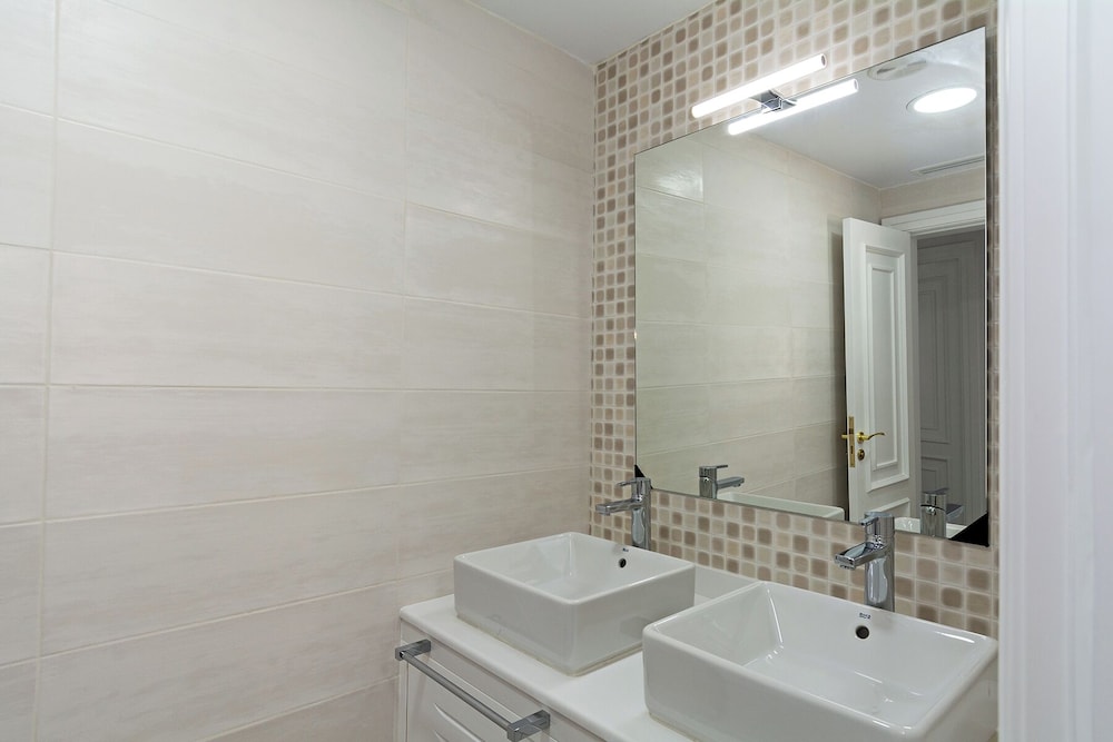 3 Bed Villa - Pool, Patio, Outdoor Dining Terrace