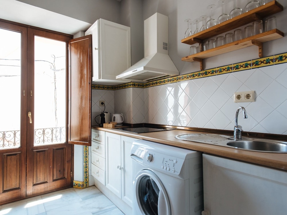 Boutike Apartments