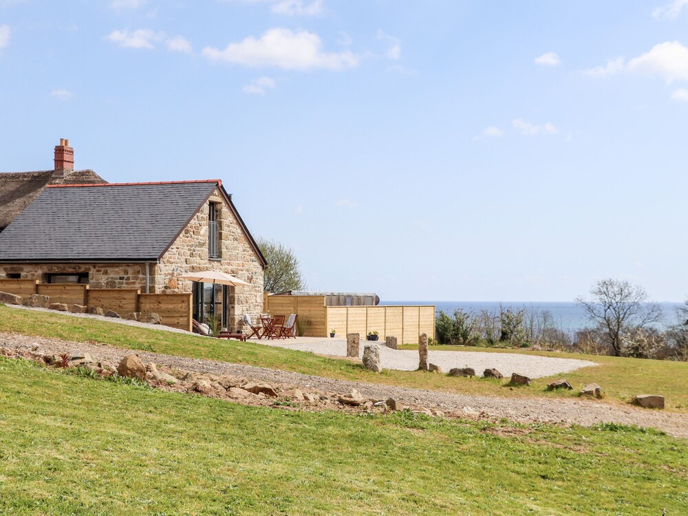 Apple Blossom Barn