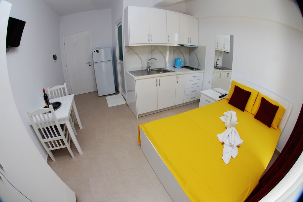 Vila Renato