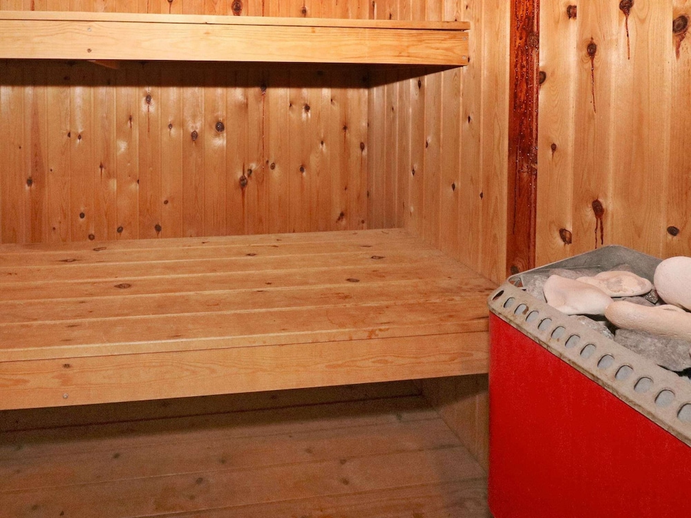 8 Person Holiday Home in Hadsund-by Traum view 4