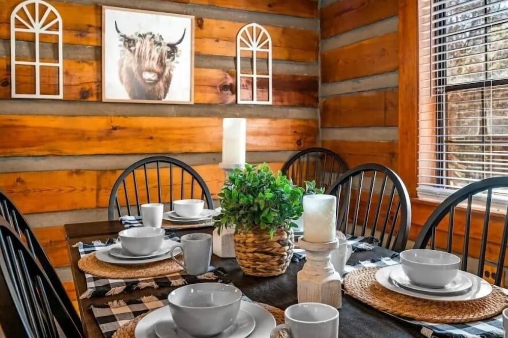 Hidden Acres Lodge 3 Bedroom Cabin