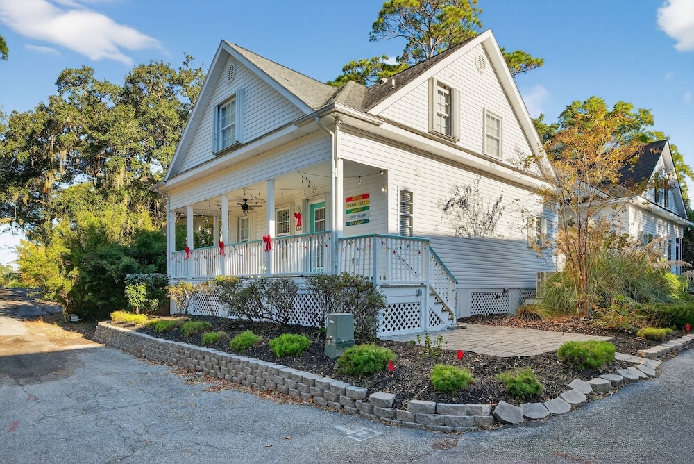 Sandy Toes Hideaway 3 Bedroom Home