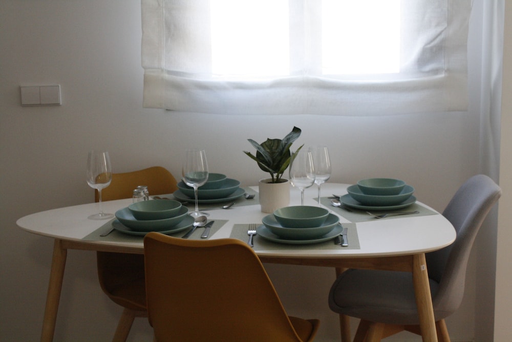 APARTAHOTEL MADRID URBAN SUITES - EDIFICIO EXCLUSIVO - 7 Apartments Boutique Full Equiped