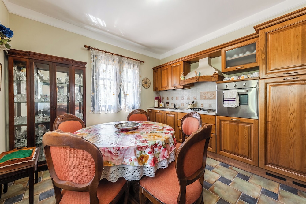 The Antique Villa Seaside