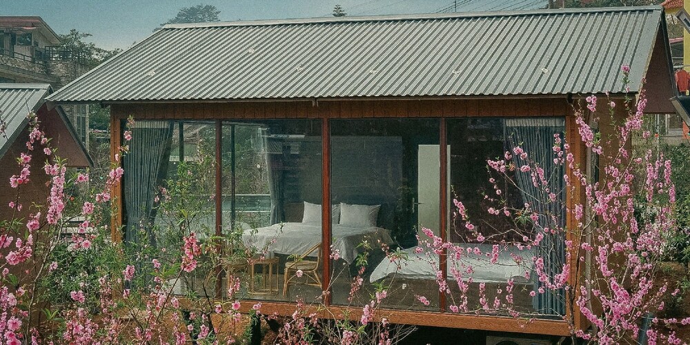 Hola Homestay