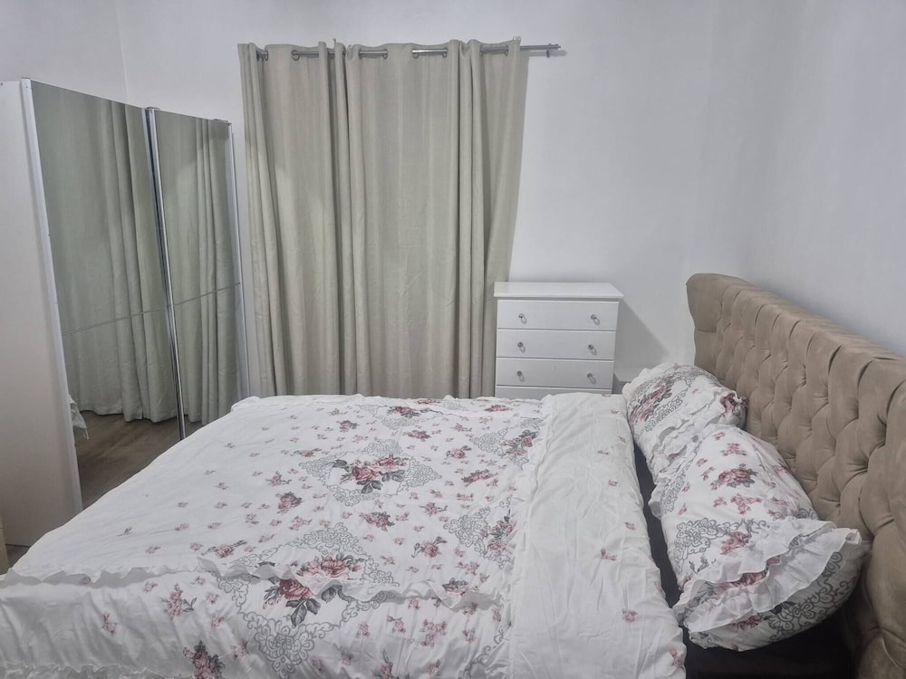 Bright and Modern Flat in Manchester's Heart