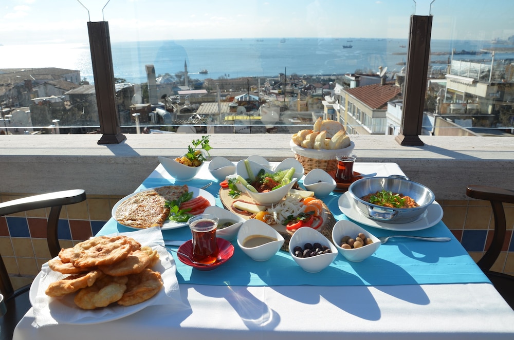 Fehmi Bey Otel - Image 10