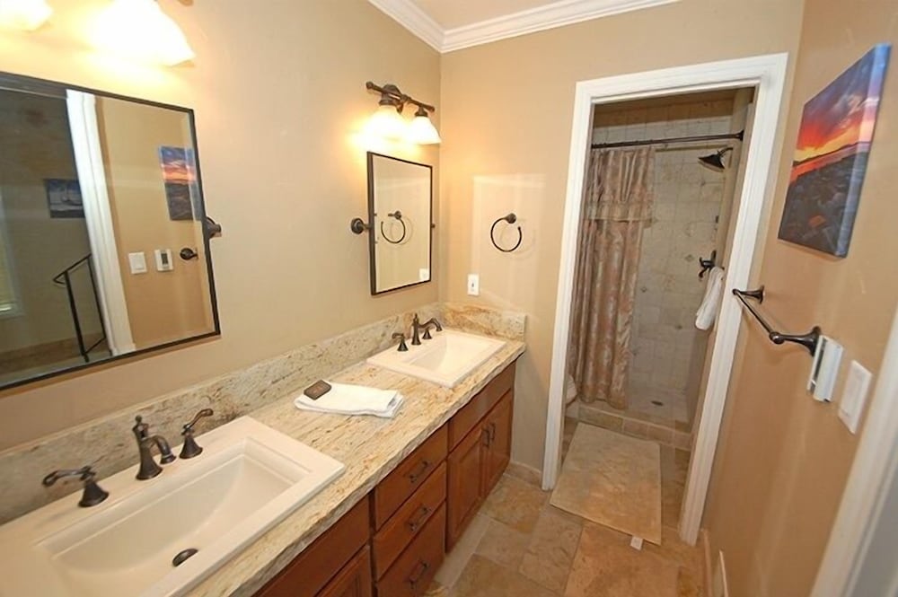 2078 Traverse Court 3 Bedroom Home