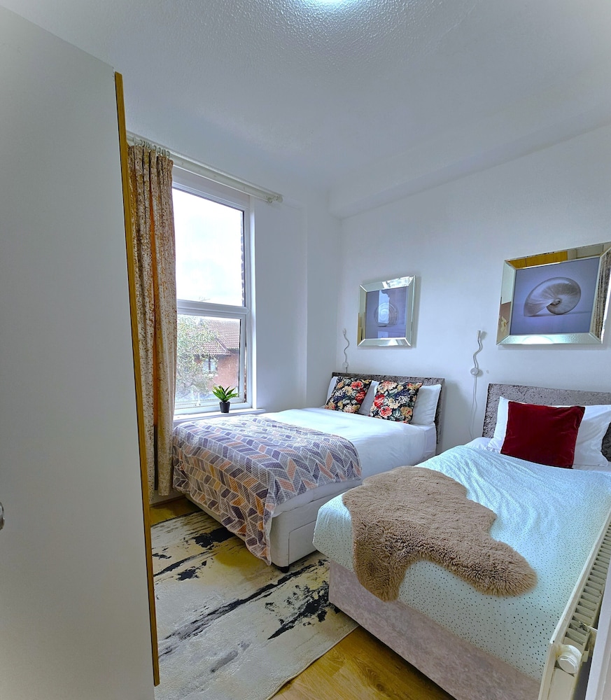 Botanic Apartment Central-Parking-sleep3 view 3