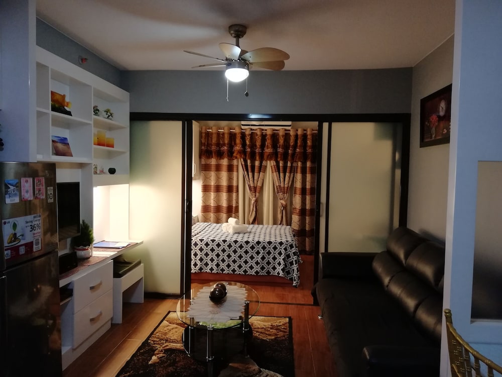 1BR Unit For Rent One Oasis Condominium