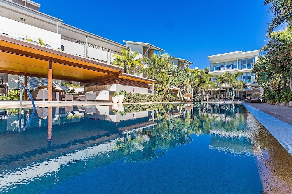 Luxury Apartments on Bells Boulevard